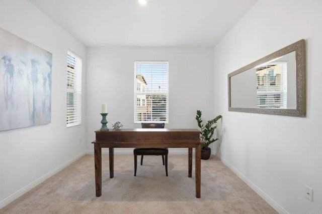 1700 Laurelwood Way, Oceanside, CA 92056