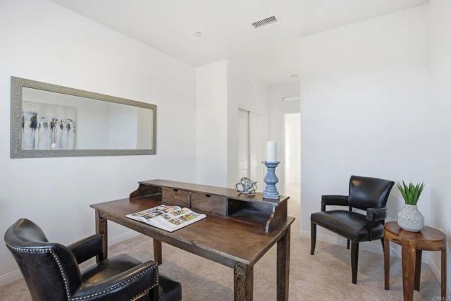 1700 Laurelwood Way, Oceanside, CA 92056