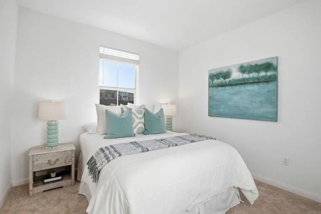 1700 Laurelwood Way, Oceanside, CA 92056