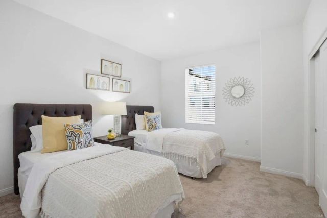 1700 Laurelwood Way, Oceanside, CA 92056