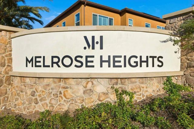 1700 Laurelwood Way, Oceanside, CA 92056