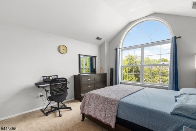 122 Rip Van Dam Ct, Montgomery Twp., NJ 08502