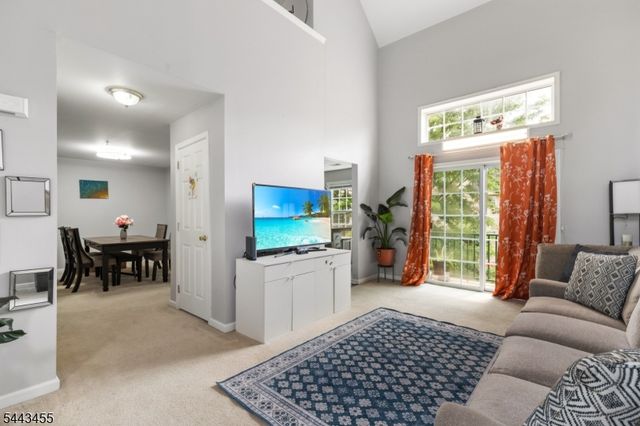 122 Rip Van Dam Ct, Montgomery Twp., NJ 08502