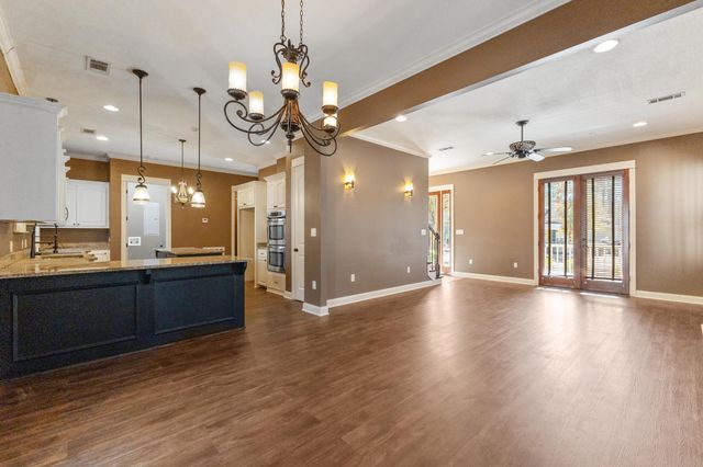 96 Bellegrass Blvd., Hattiesburg, MS 39402