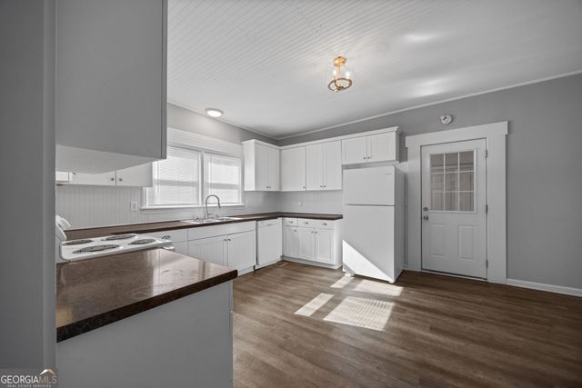 743 Pine Street, Trion, GA 30753