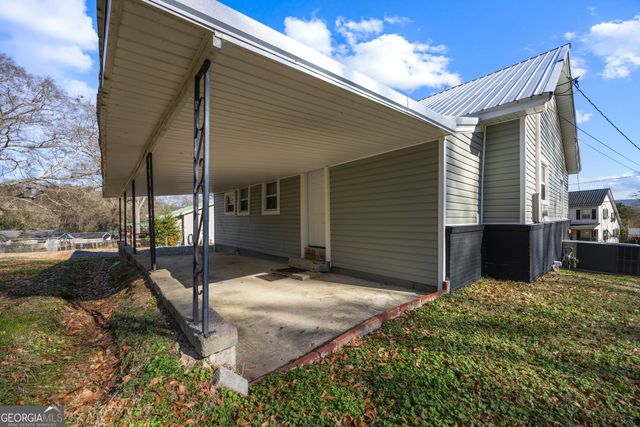 743 Pine Street, Trion, GA 30753