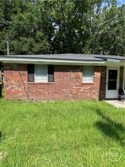 4909 Meding Street, Savannah, GA 31405