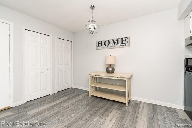 54795 Shelby Road 87, Utica, MI 48316