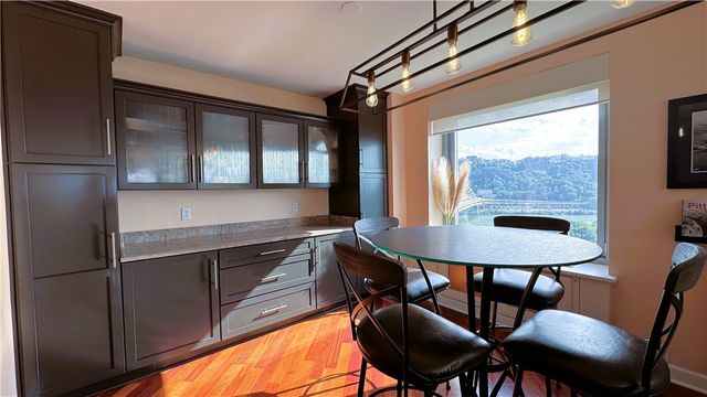 320 Fort Duquesne Blvd 19D, Downtown Pgh, PA 15222