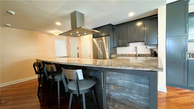 320 Fort Duquesne Blvd 19D, Downtown Pgh, PA 15222