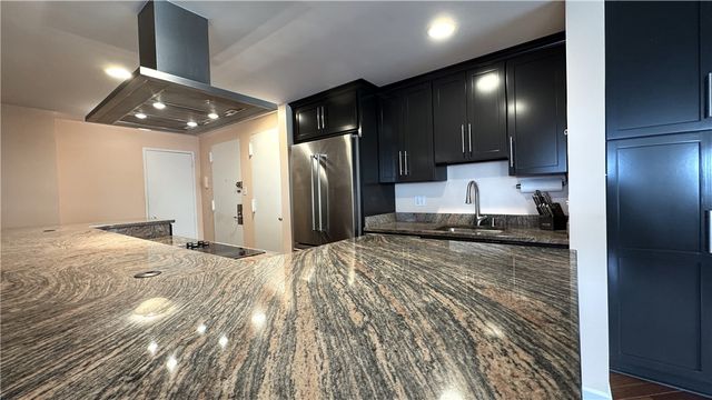 320 Fort Duquesne Blvd 19D, Downtown Pgh, PA 15222
