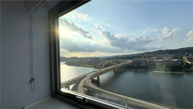 320 Fort Duquesne Blvd 19D, Downtown Pgh, PA 15222