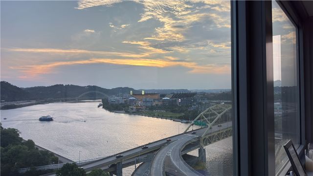 320 Fort Duquesne Blvd 19D, Downtown Pgh, PA 15222