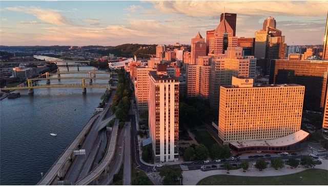 320 Fort Duquesne Blvd 19D, Downtown Pgh, PA 15222