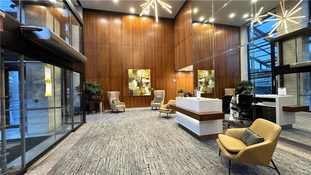 320 Fort Duquesne Blvd 19D, Downtown Pgh, PA 15222