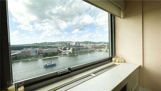 320 Fort Duquesne Blvd 19D, Downtown Pgh, PA 15222