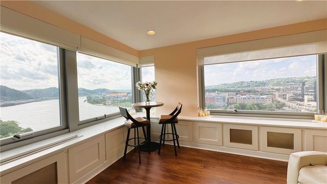 320 Fort Duquesne Blvd 19D, Downtown Pgh, PA 15222