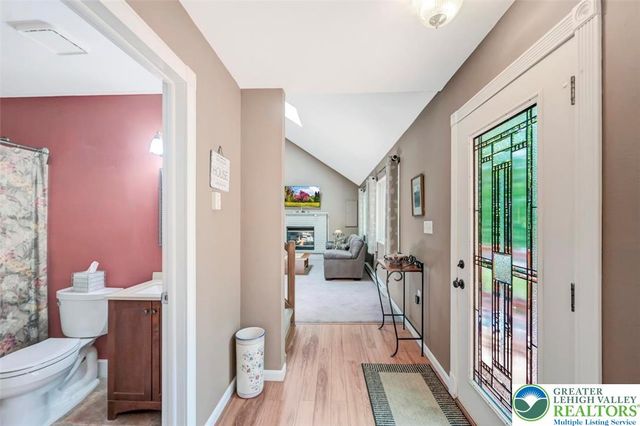 104 Hyland Drive, Stroud Twp, PA 18301