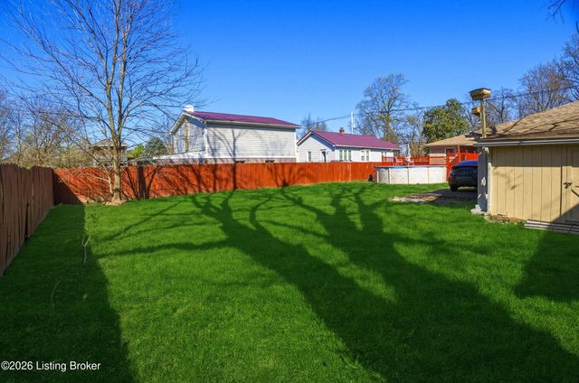 5110 Johnsontown Rd, Louisville, KY 40272