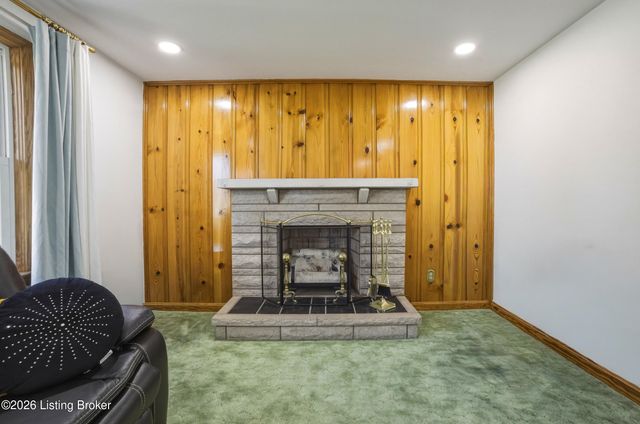 5110 Johnsontown Rd, Louisville, KY 40272