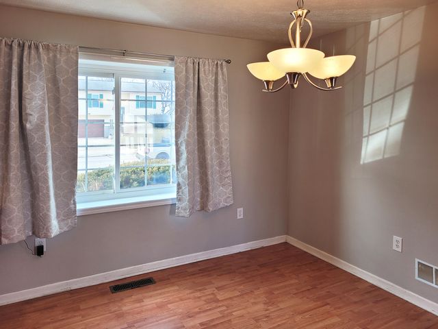 41 Meadow Wood Drive, Florence, KY 41042