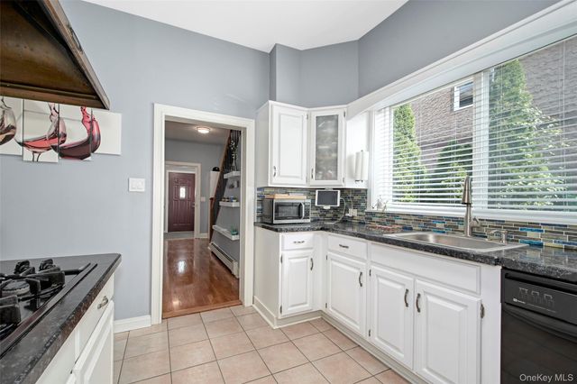 170 Trenchard Street, Yonkers, NY 10704