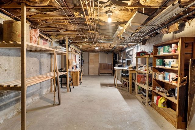 3 Exeter Way, Andover, MA 01810