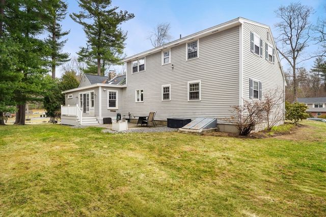 3 Exeter Way, Andover, MA 01810