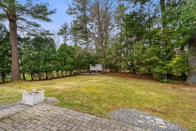 3 Exeter Way, Andover, MA 01810