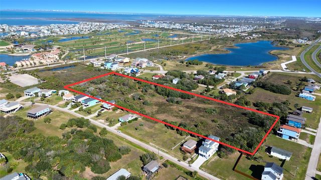 3901 Las Palmas, Galveston, TX 77554