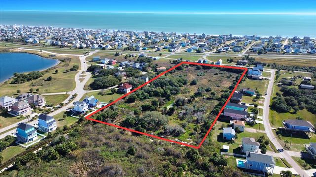 3901 Las Palmas, Galveston, TX 77554