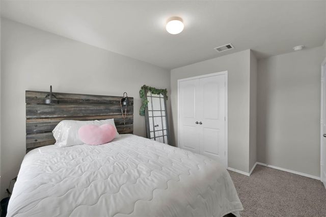 2254 Strong Horse Drive, Conroe, TX 77301