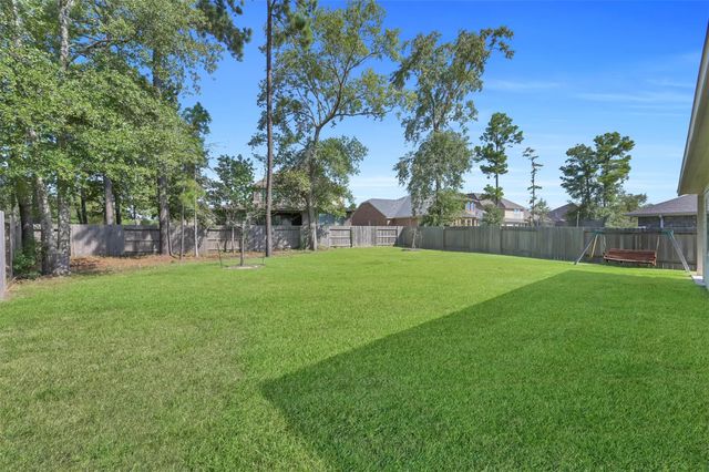 2254 Strong Horse Drive, Conroe, TX 77301