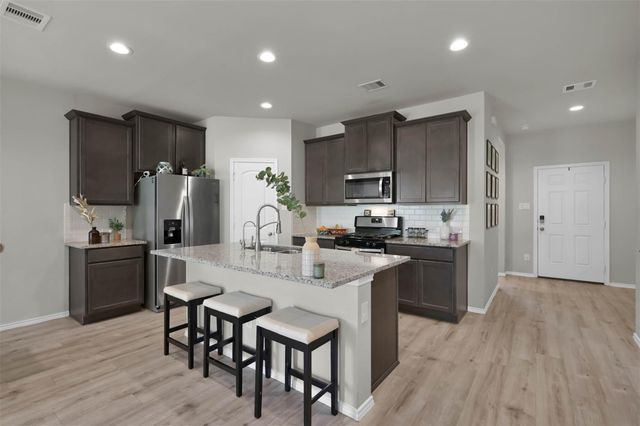 2254 Strong Horse Drive, Conroe, TX 77301