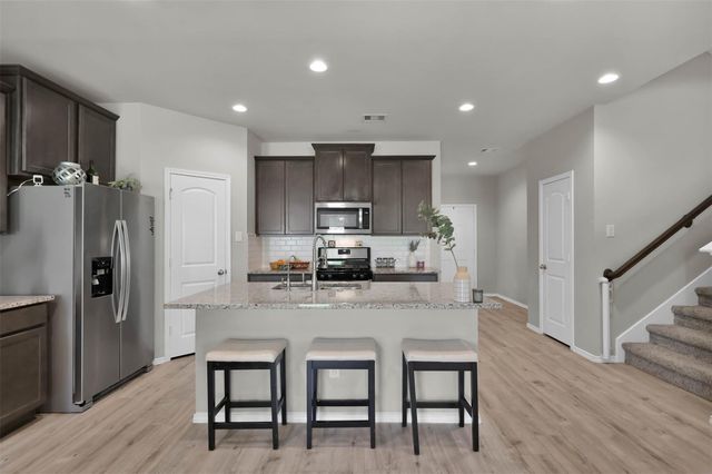 2254 Strong Horse Drive, Conroe, TX 77301