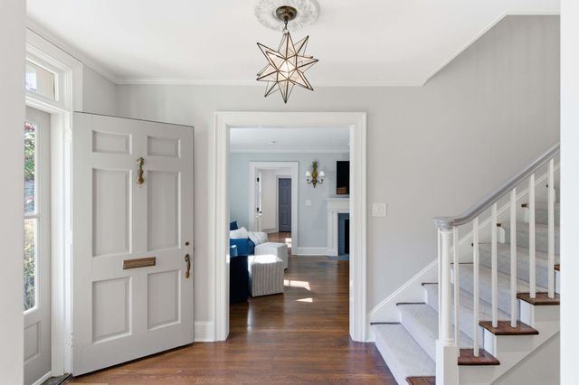 32 Jamestown Road, Charleston, SC 29407