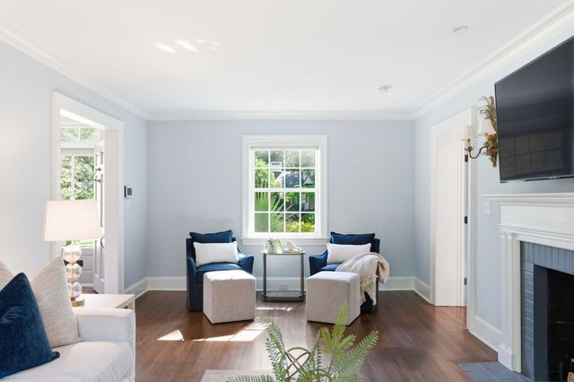 32 Jamestown Road, Charleston, SC 29407