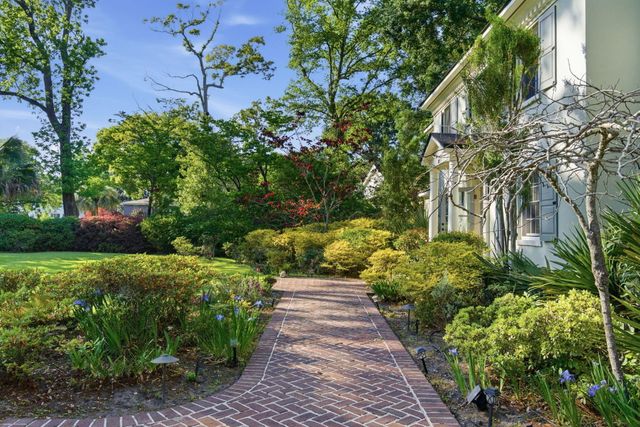 32 Jamestown Road, Charleston, SC 29407