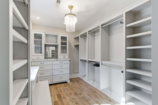 32 Jamestown Road, Charleston, SC 29407