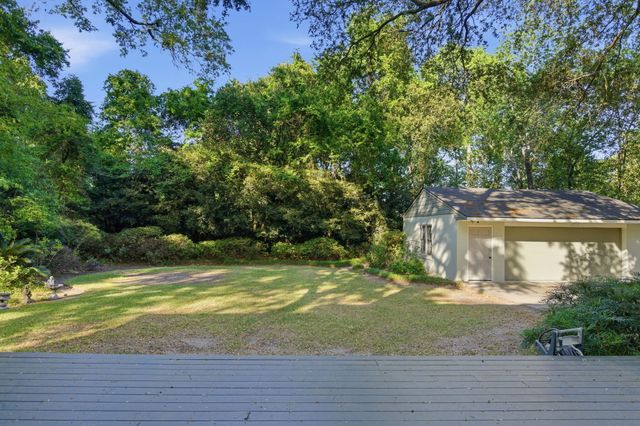 32 Jamestown Road, Charleston, SC 29407