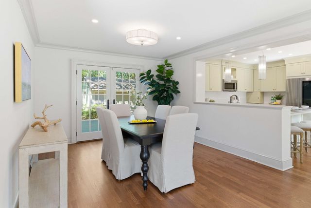 32 Jamestown Road, Charleston, SC 29407