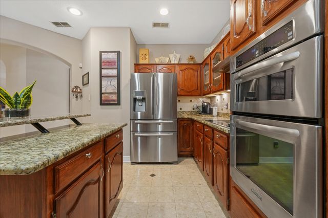 1024 Choke Cherry Lane, Crowley, TX 76036