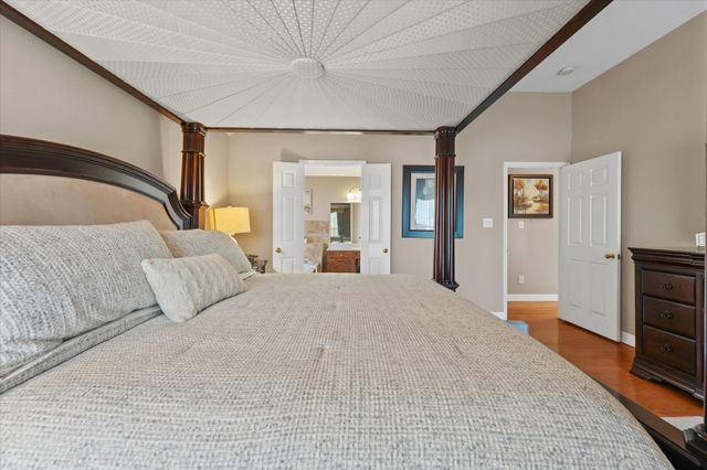 1024 Choke Cherry Lane, Crowley, TX 76036