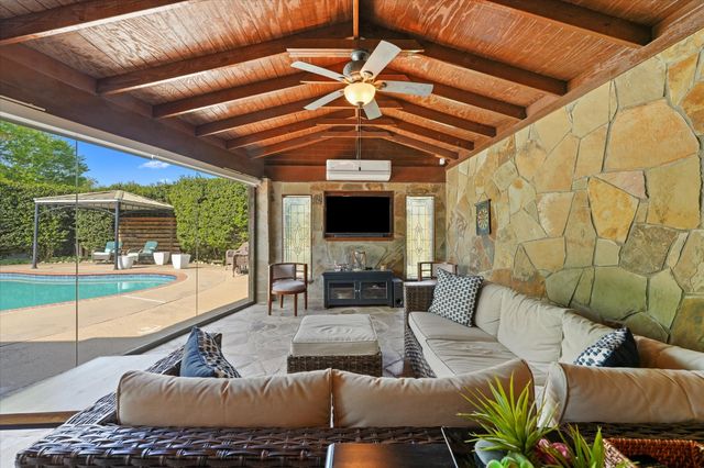 1024 Choke Cherry Lane, Crowley, TX 76036