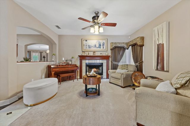 1024 Choke Cherry Lane, Crowley, TX 76036