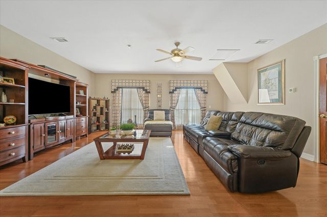 1024 Choke Cherry Lane, Crowley, TX 76036