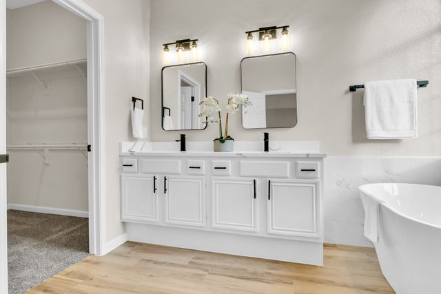 214 Chamblin Court, Cedar Hill, TX 75104