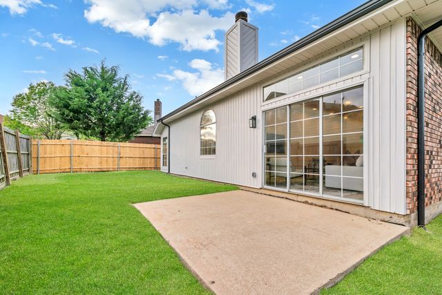 214 Chamblin Court, Cedar Hill, TX 75104