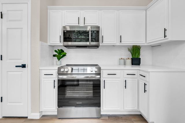 214 Chamblin Court, Cedar Hill, TX 75104