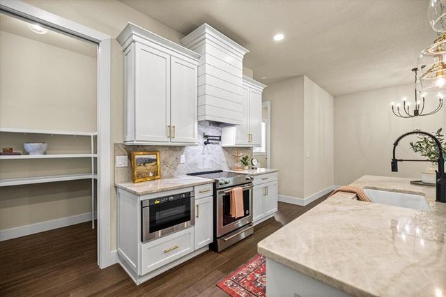 2703 SE 48TH AVENUE, Ocala, FL 34480
